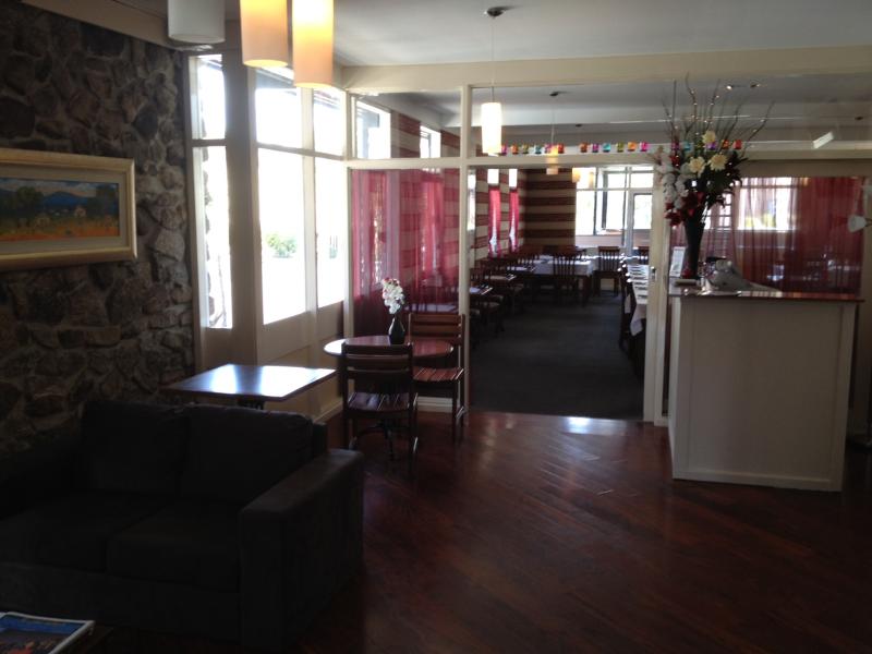 Curry Leaf - Amity Motor Inn