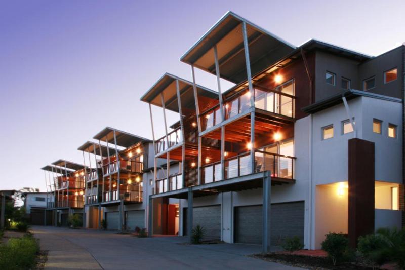 Welcome to BEST WESTERN PLUS Quarterdecks Retreat - Quarterdecks Harbour Retreat