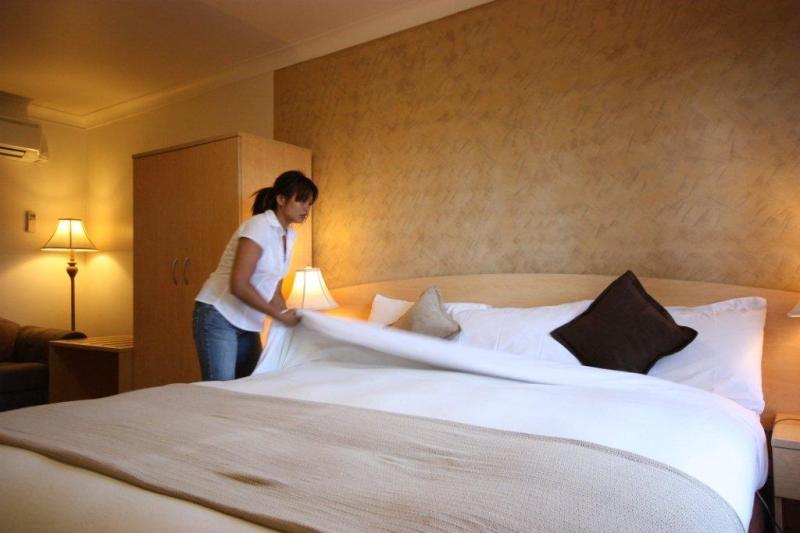 King Deluxe Room - Comfort Inn Country Plaza Taree