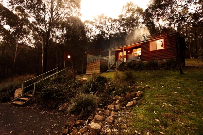 .. on deck spas with views to the stars .. - Cottages on Mount View