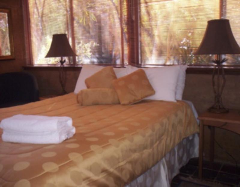 Room - Forest Retreat Bed & Breakfast