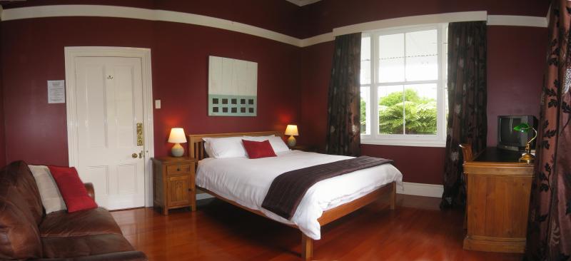 Red Room - Lupton Lodge