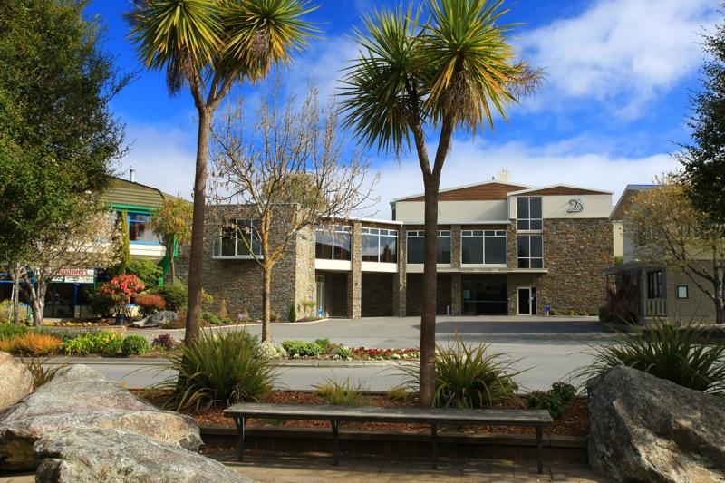 Exterior - Luxmore Resort