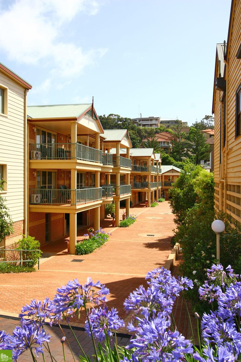 View from entrance - Terralong Terrace Apartments