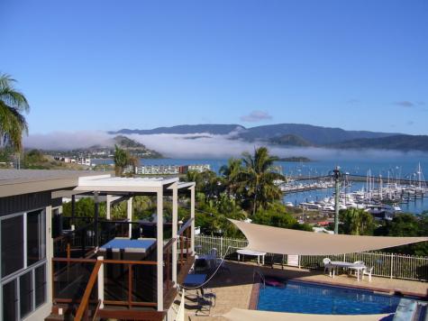 Ocean View Apartment - Airlie Apartments