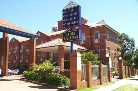 Exterior - Airport Sydney International Inn