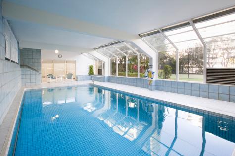 Indoor Swimming Pool - BreakFree Beachpoint
