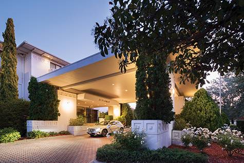 Outside - Diplomat Hotel Canberra