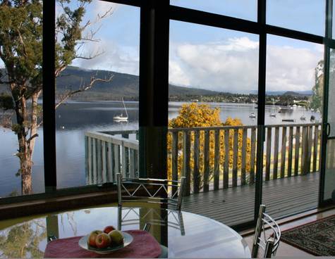 The Beach House - 2 Bedroom Cottage - Driftwood Cottages