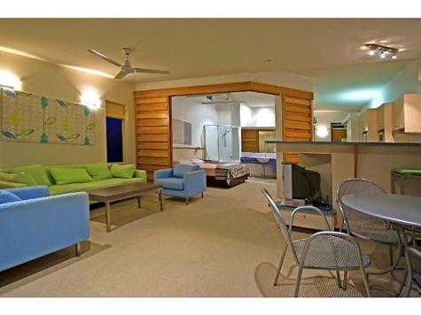 Domain Casuarina Beach Resort - Photo 2