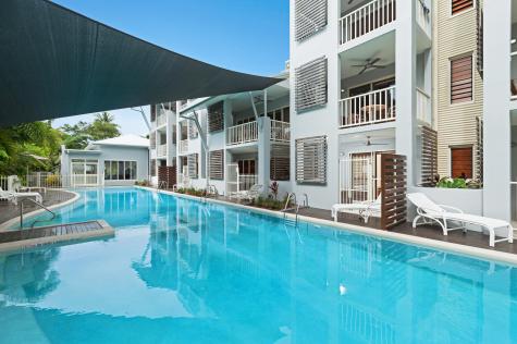 Swimming Pool - Mantra Aqueous on Port