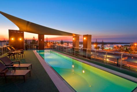 Swimming Pool - Mantra Quayside