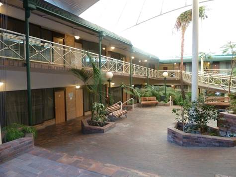 Exterior - Mayfair Plaza Motel