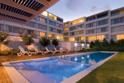 Pool - Oaks Lure Apartments