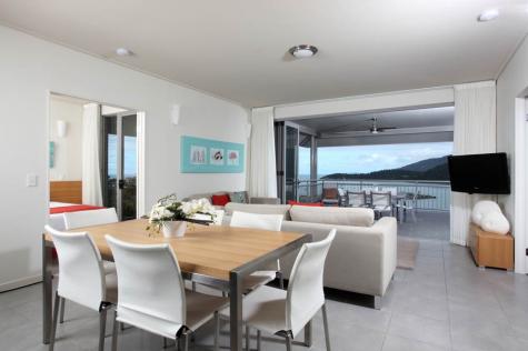 Apartment Lounge - Peppers Airlie Beach