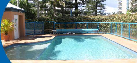 Poolside - San Mateo on Broadbeach