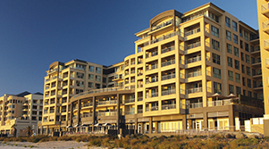 Oaks Plaza Pier
