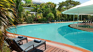 Hilton Cairns
