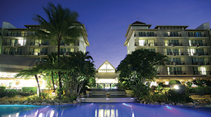 Novotel Cairns Oasis Resort Package Offer