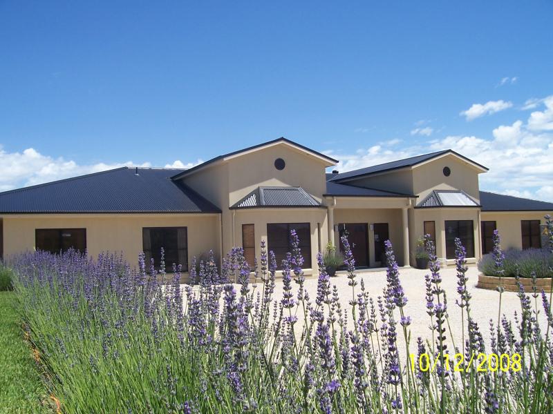 - AJs Mudgee Guesthouse