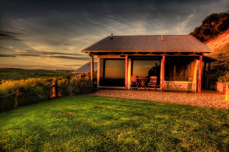Anchors Villa 1
- Anchors Port Campbell