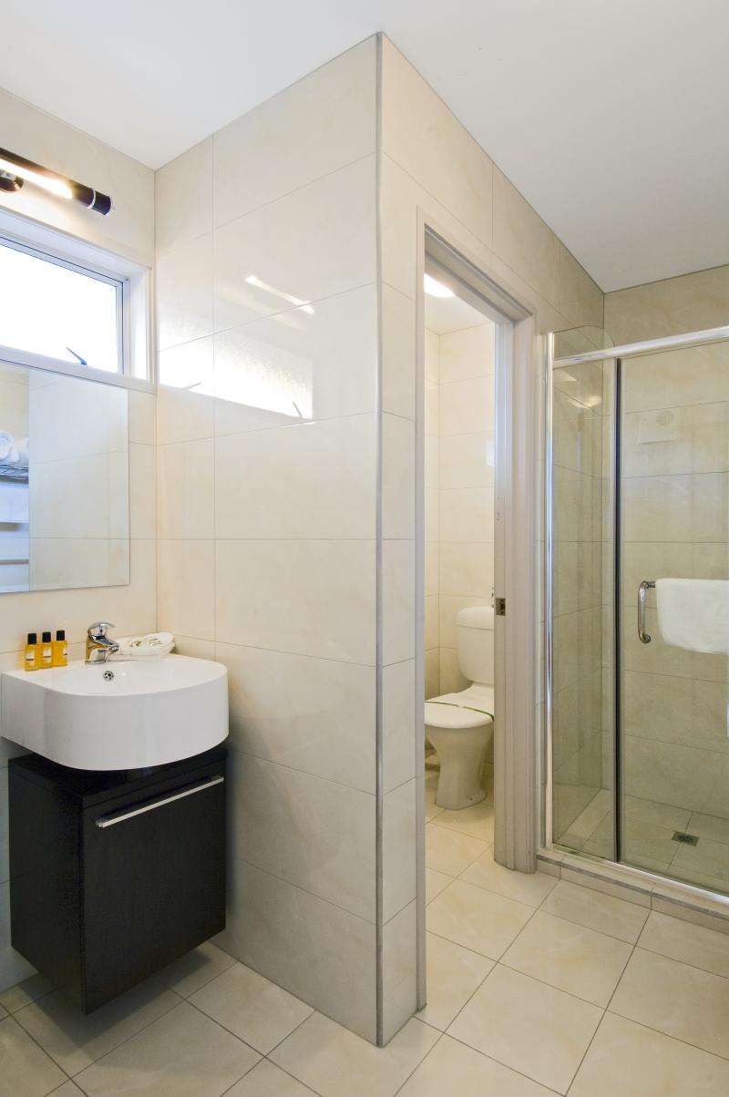 Executive Family Unit
 - Best Western Newmarket Inn & Suites