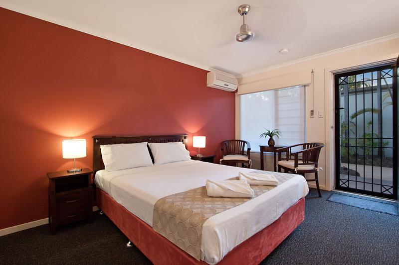 Queen Room
 - Casa on Gregory