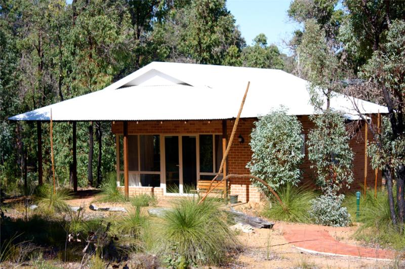 Chalet
 - Chalets on Stoneville