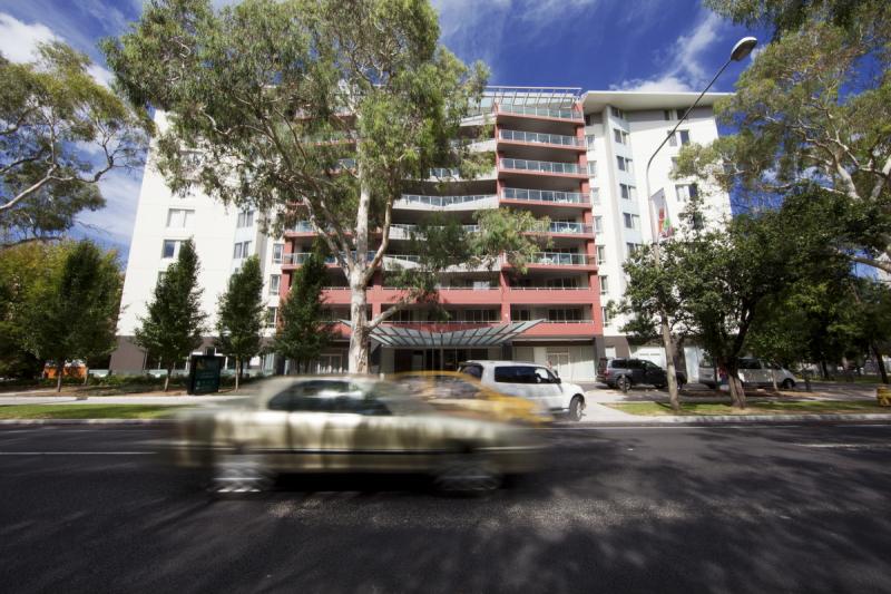 Hotel Entrance
- Pacific Suites Canberra