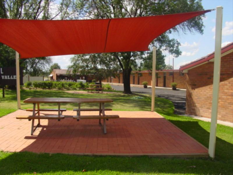 OUTDOOR SEATING
- Cudgegong Valley Motel