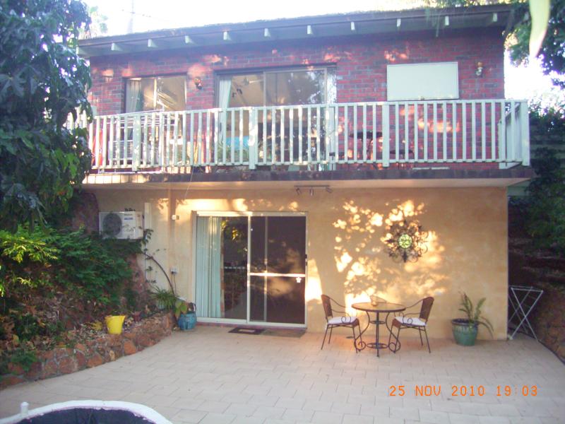 - Falls Retreat Bed and Breakfast