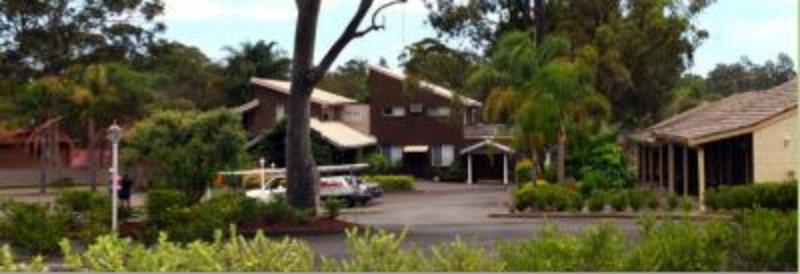 Motel View
- Molly Morgan Motor Inn