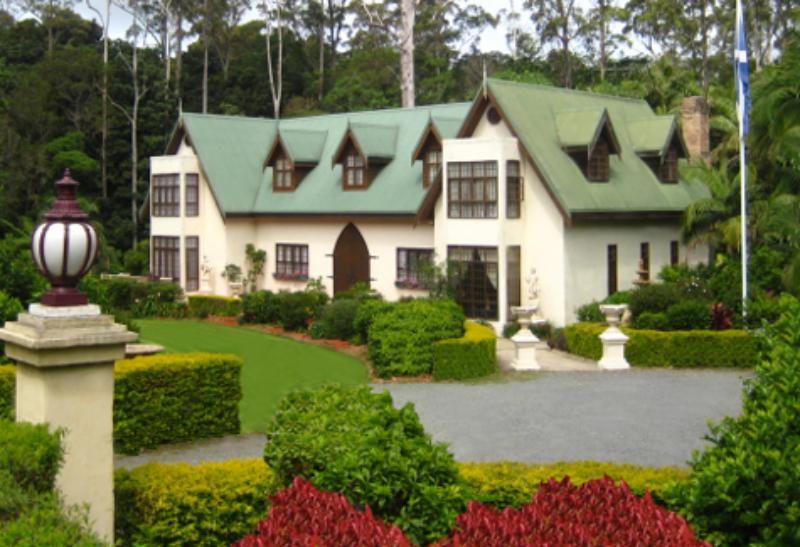 Exterior view
 - Mt. Tamborine Stonehaven Manor