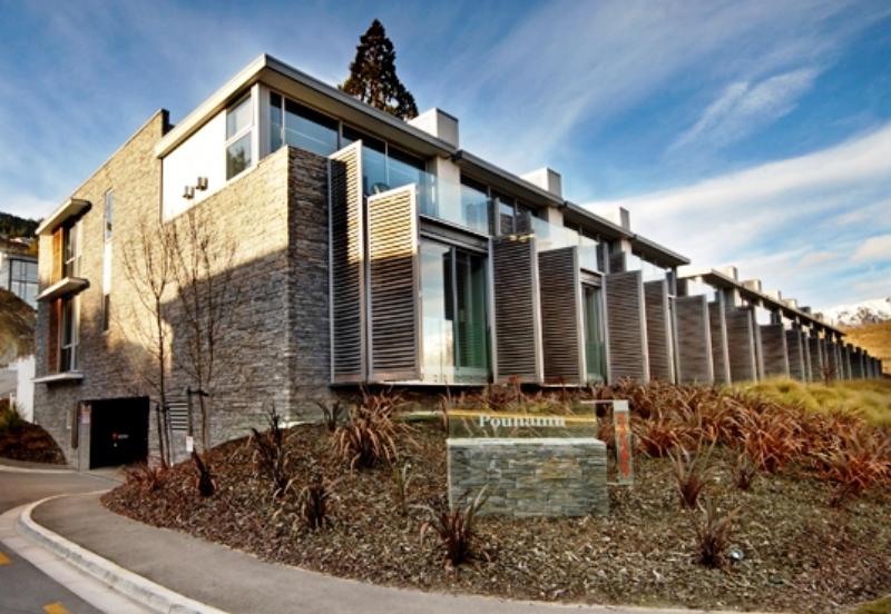 Pounamu Apartments
- Swiss-Belsuites Pounamu Queenstown