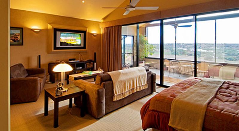 Living room
- Riverview Rise Retreat