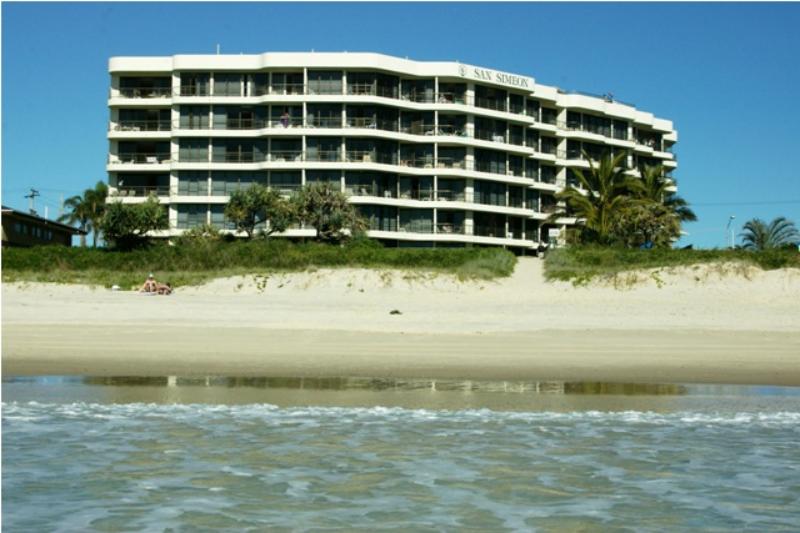 San Simeon
 - San Simeon Beachfront Apartments