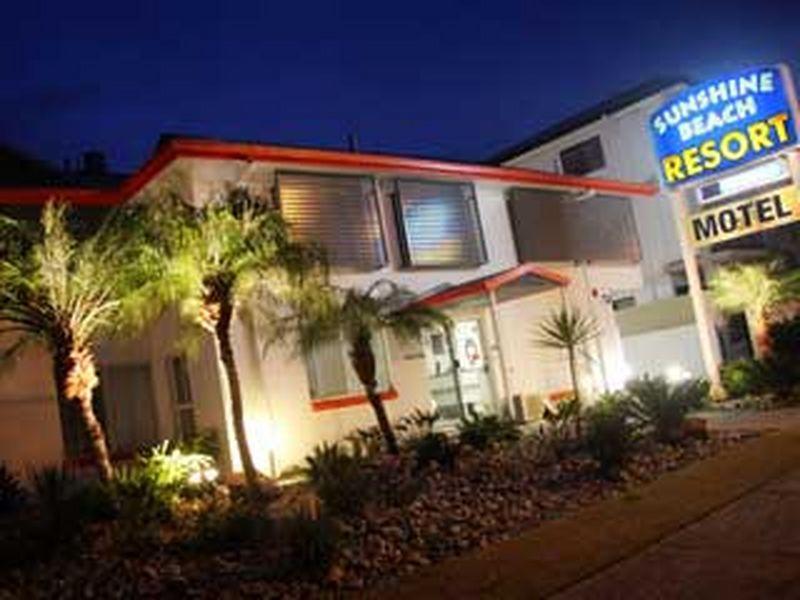 
 - Sunshine Beach Resort