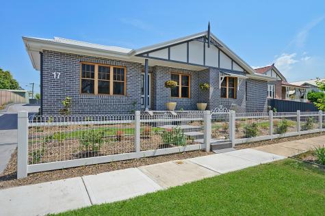 Adam Street Maitland
 - Accommodation Hunter Adams Street Maitland