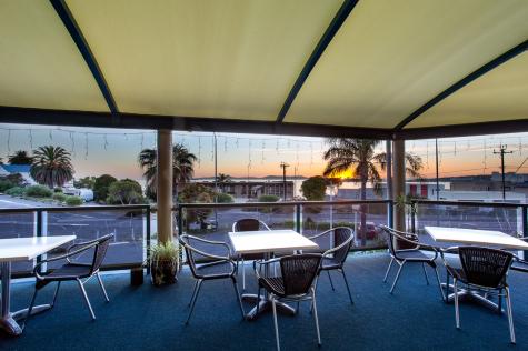 Balcony
- Adventure Backpackers Port Lincoln