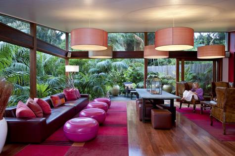 Guest Lounge
- Arajilla Retreat