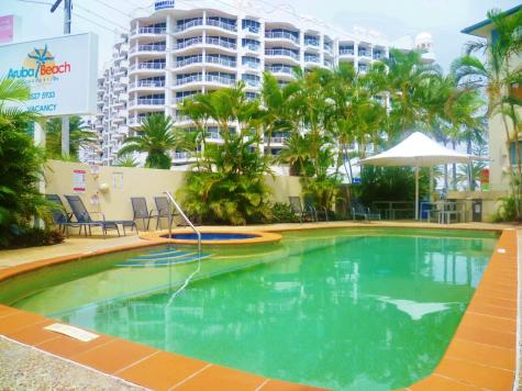 Pool, Spa and BBQ Area
 - Aruba Beach Resort
