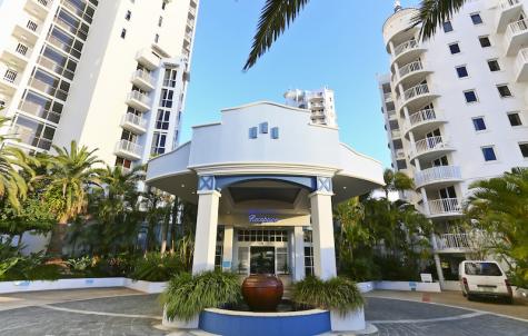 Front Entrance
- Bel Air on Broadbeach