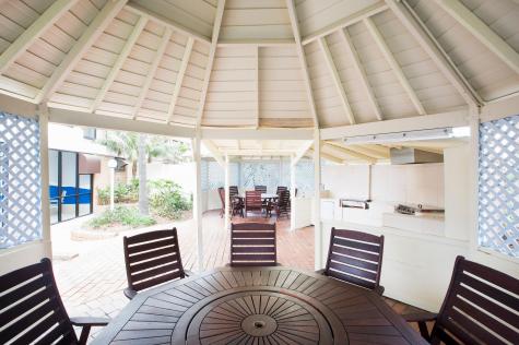 BBQ Area
- BreakFree Imperial Surf Surfers Paradise