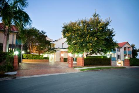 Hotel Entrance
- Ramada by Wyndham Brisbane Windsor