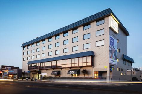 Exterior
- Burnie Central Townhouse Hotel