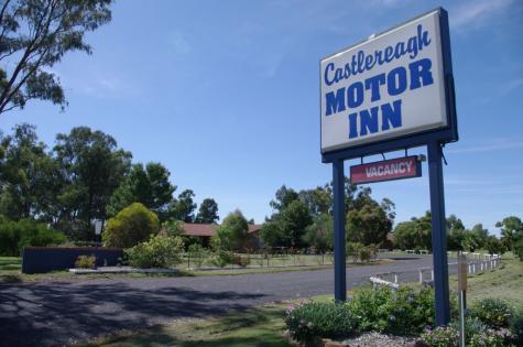 MOTEL ENTRANCE
- Castlereagh Motor Inn