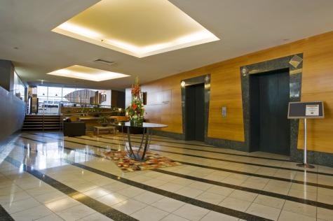 Foyer
- Clarion Suites Gateway