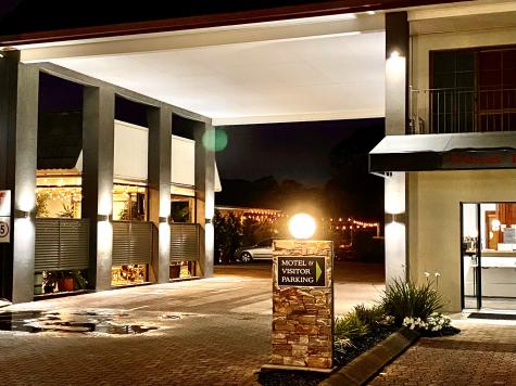 Entrance
- Country Motel Ipswich