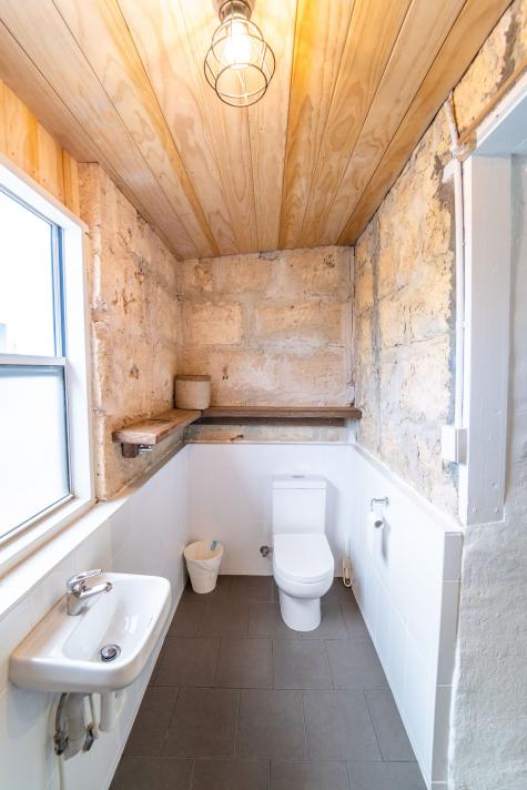 Homestead Eco Lodge Bathroom
- Dirk Hartog Island