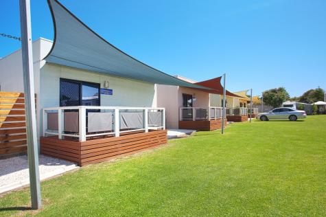 Deluxe 3 Bedroom Cabins
- Discovery Parks - Adelaide Beachfront